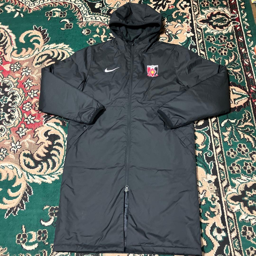 NIKE ナイキ　浦和レッズ　ベンチコート ブラック