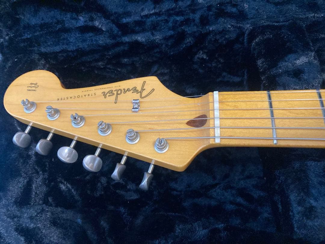 Fender Japan ST54/VSP ラッカー塗装　最上位グレードモデル