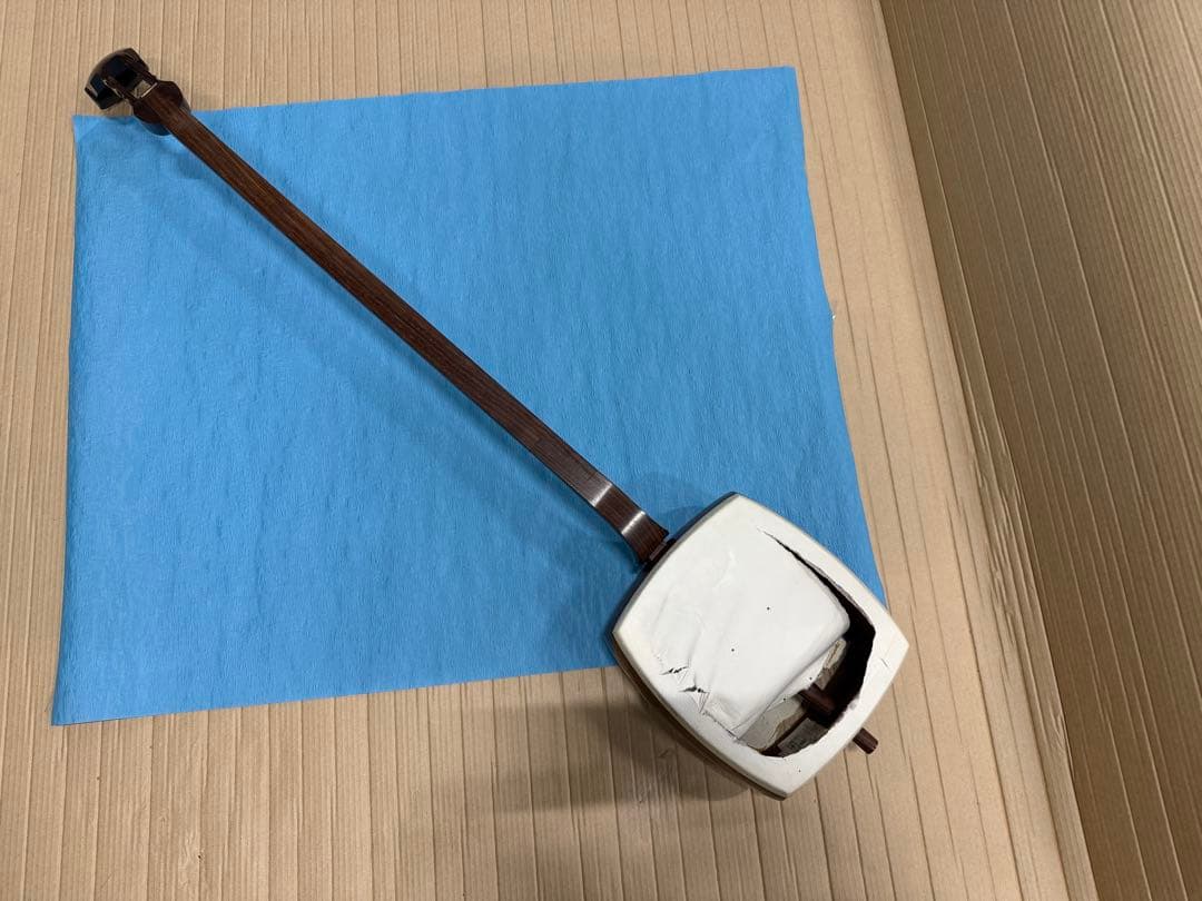 ケース付き　長唄三味線三味線本体 白 ひび割れあり