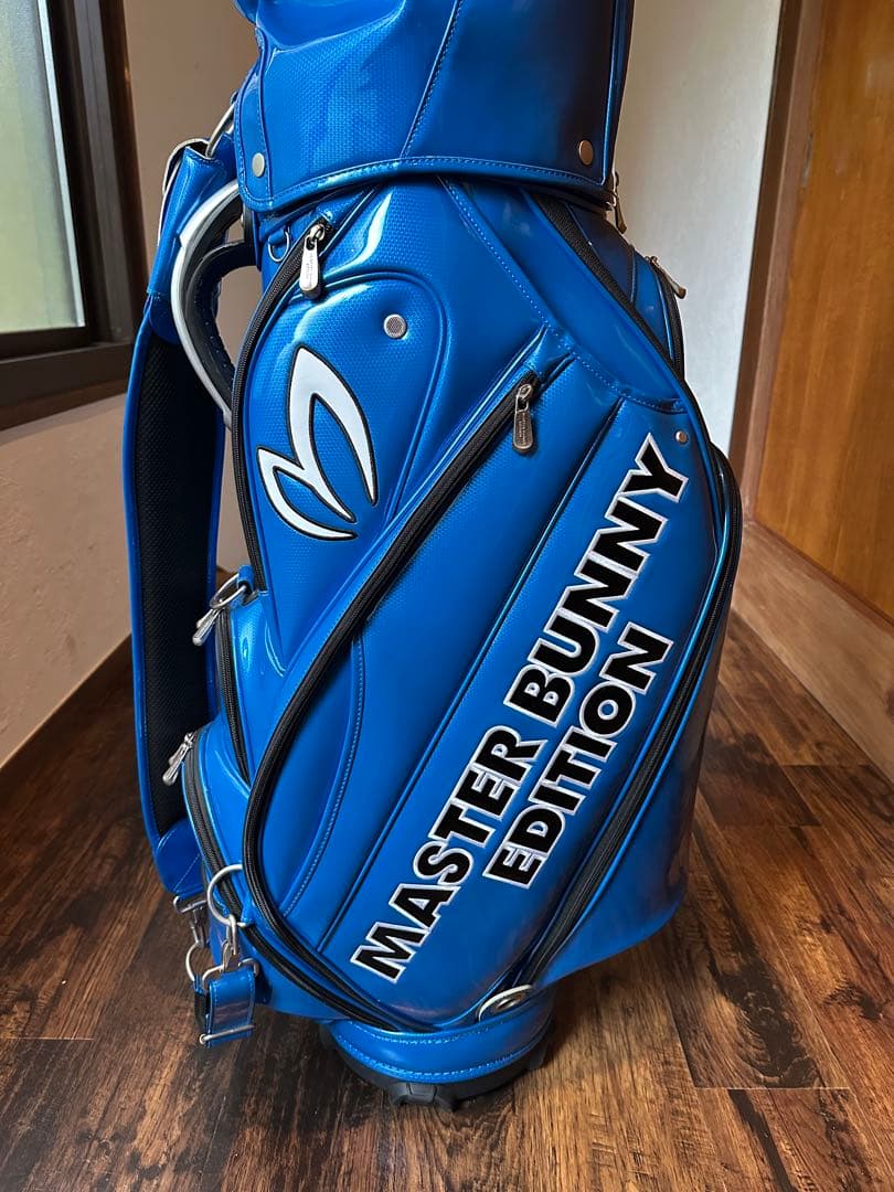 特別値下げ！美品MASTER BUNNY EDITION ゴルフバッグ 青