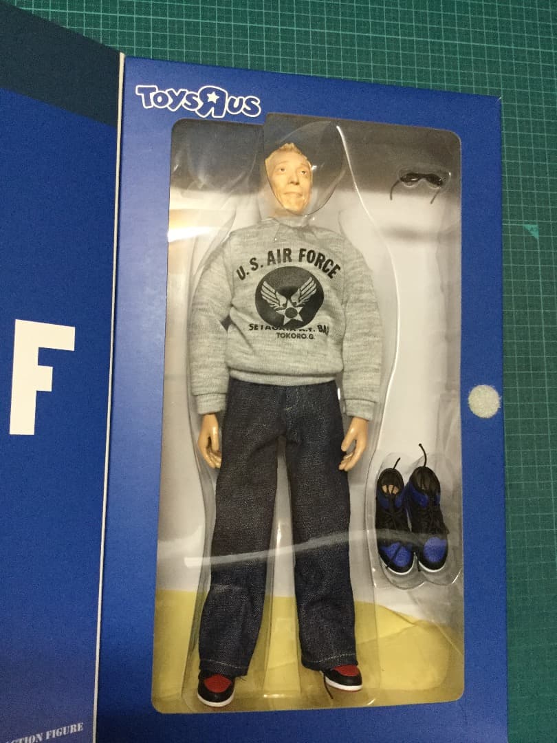 トイザらス限定所さんのフィギュア『所ジョージ世田谷ベース』