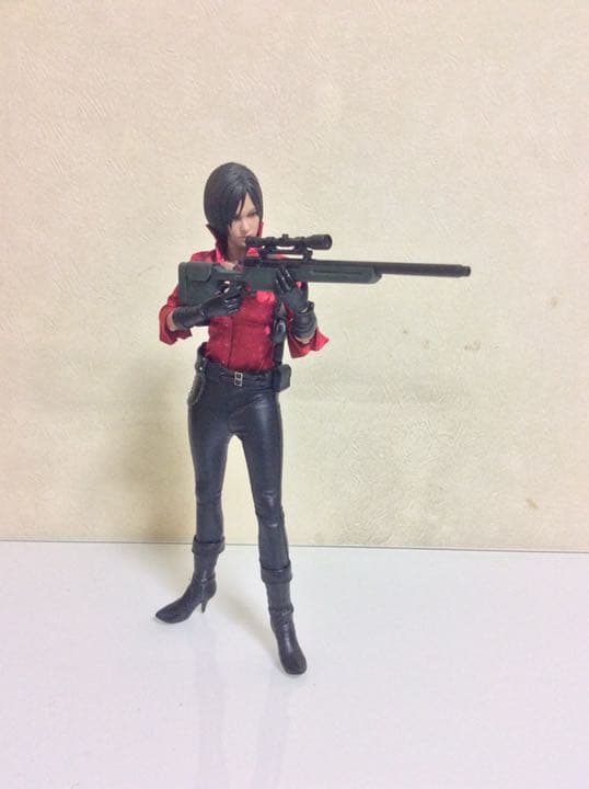 hottoys biohazard 1／6 フィギュア　エイダ　ミリタリー　銃