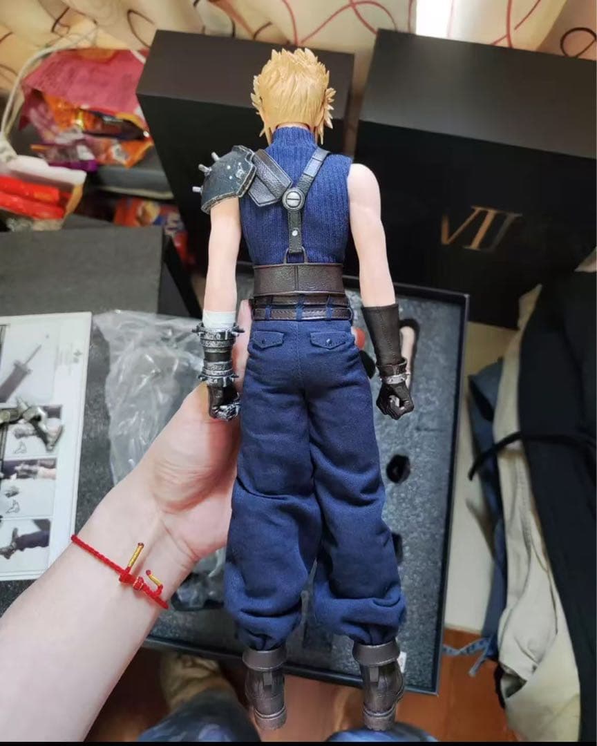 ファイナルファンタジーXVI クラウド GT006 可動フィギュア