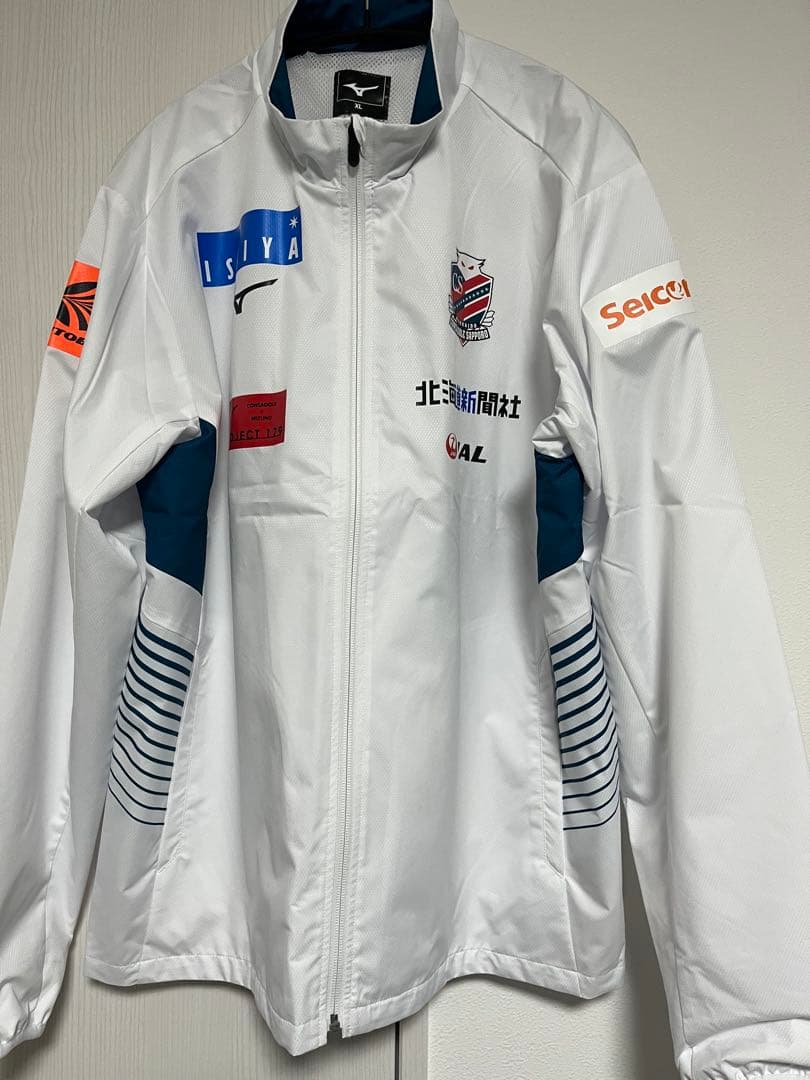 新品未使用XL2024 北海道コンサドーレ札幌 支給 練習着 ウインドブレーカー