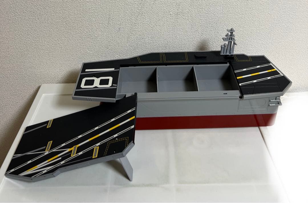 プレーンズの船、ディッパー、ミニカー