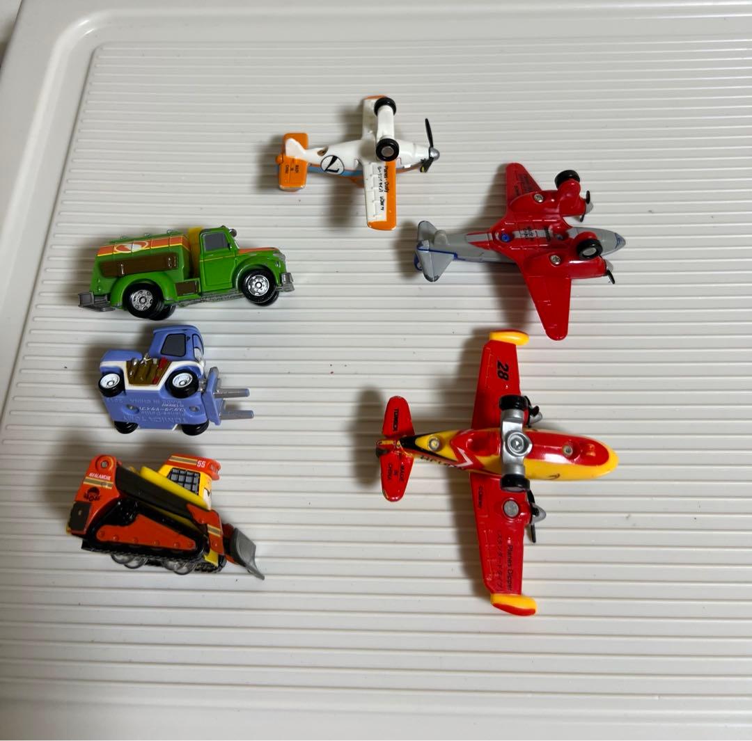 プレーンズの船、ディッパー、ミニカー