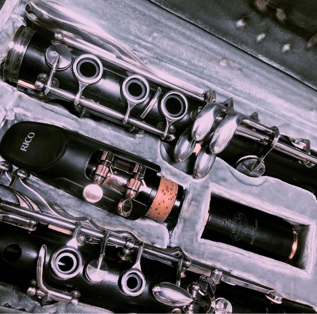 クラリネット E13(マウスピース・リガチャー・＋バレル付き)