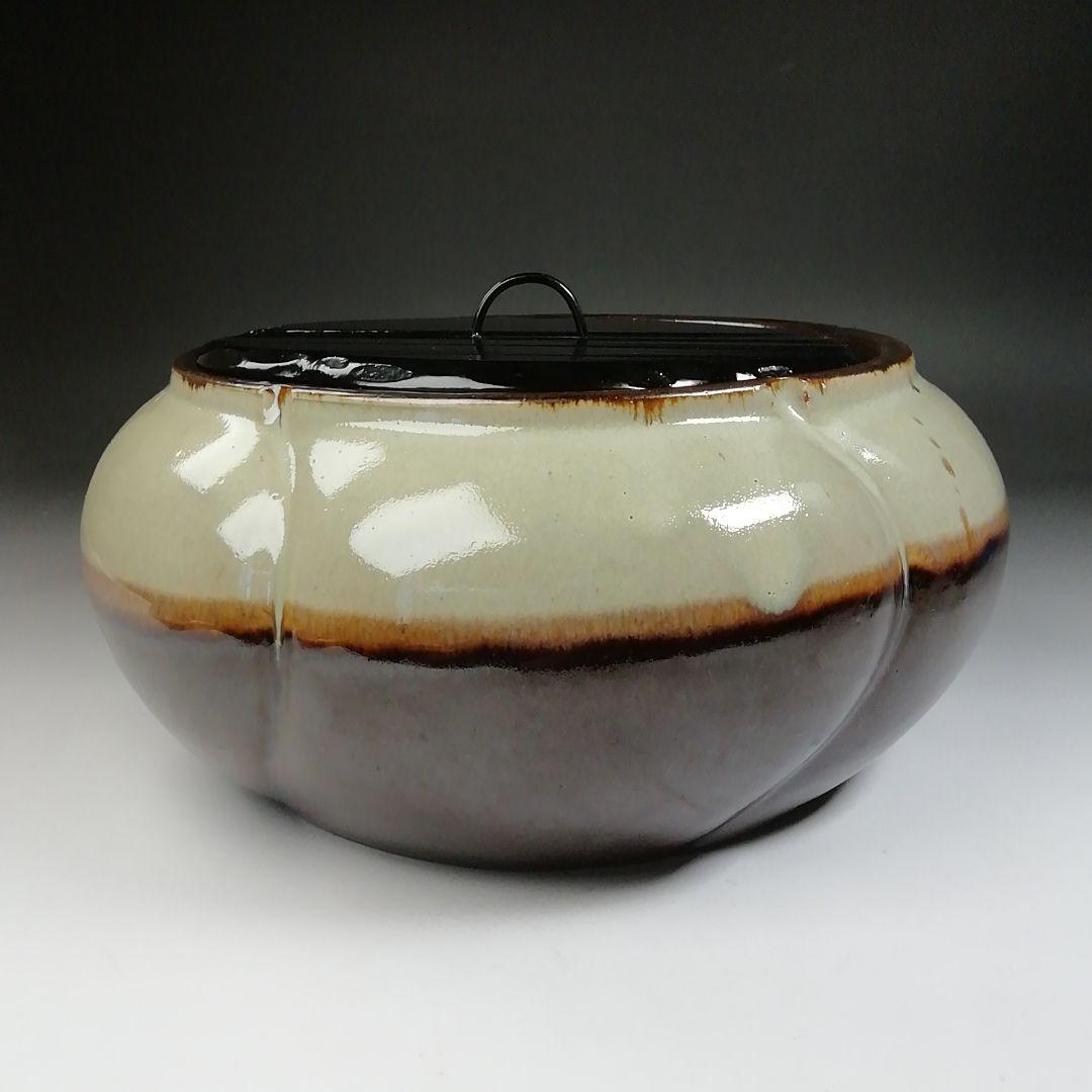 Ｔ６８９　水指　『捻梅　水指』『膳所焼』『淡海ぜぜ 陽炎園 造』　共箱　茶道具