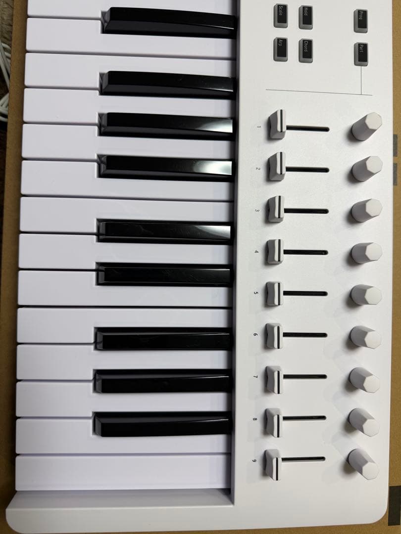 DTM・DAW ARTURIA KeyLab Essential 49 mk3