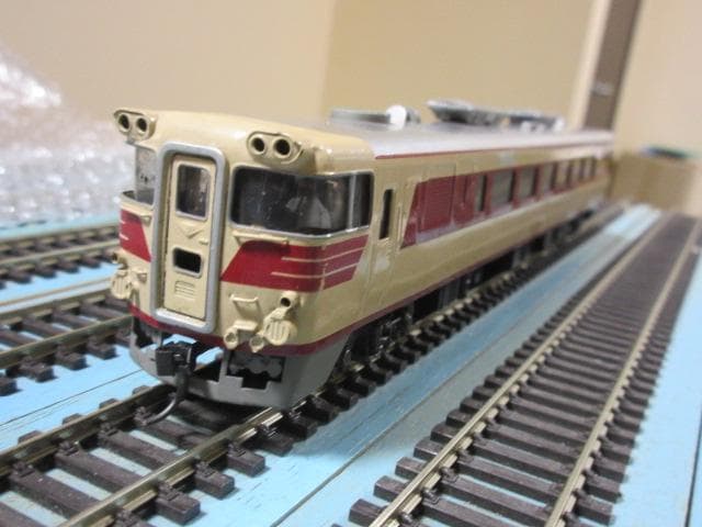 国鉄　キハ80系 気動車 ３両セット HOゲージ　(金属製 /カツミ製）