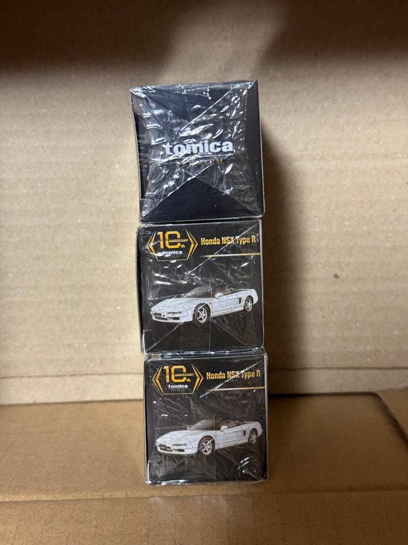 トミカプレミアム　10周年　日産 GT-R 非売品　1個　ホンダ　NSX 2個