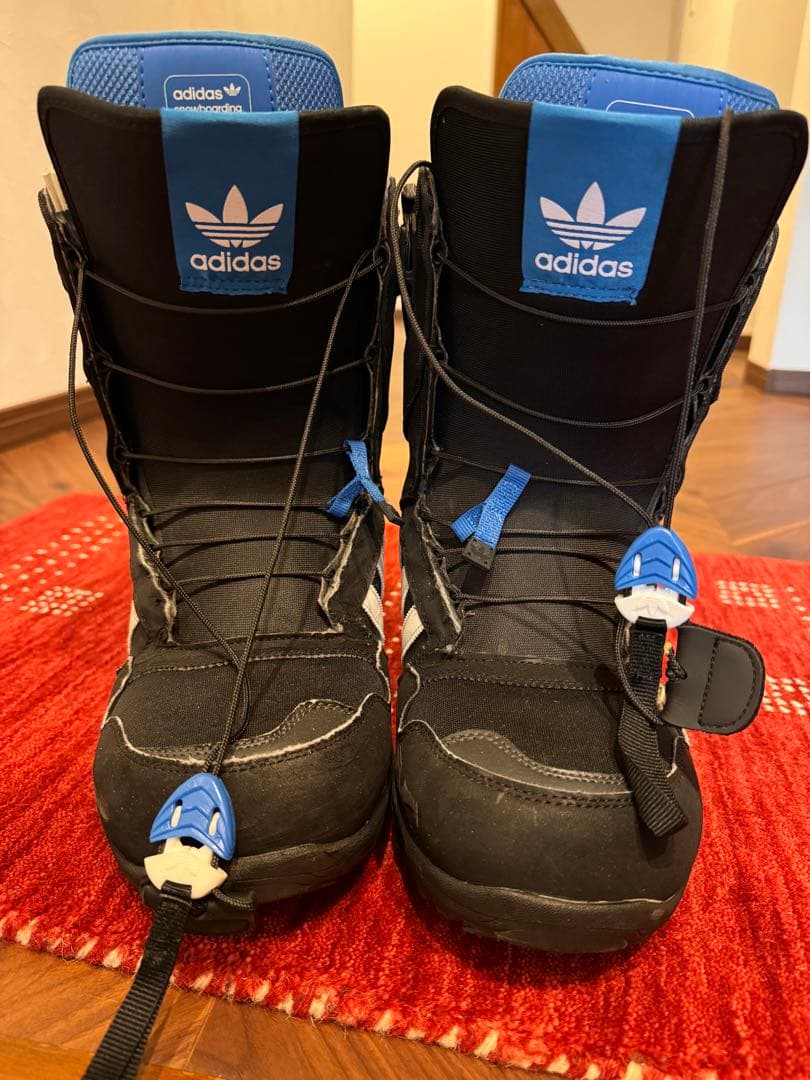 adidas スノーボードブーツ