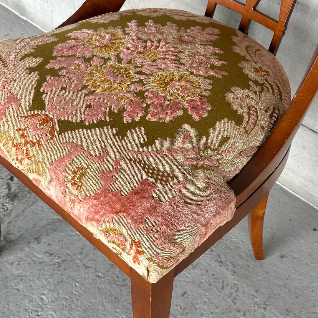 ✦ネオクラシカル様式✦透かし彫り×メダリオン装飾 ダイニングチェア アンティーク