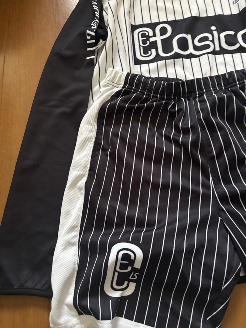 ルースイソンブラ　練習着