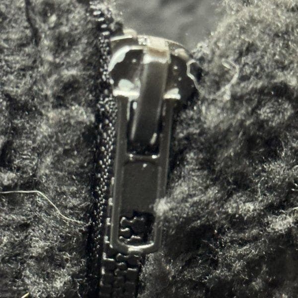 muta marine フリースベスト バックビッグロゴ ブラック ムータマリン