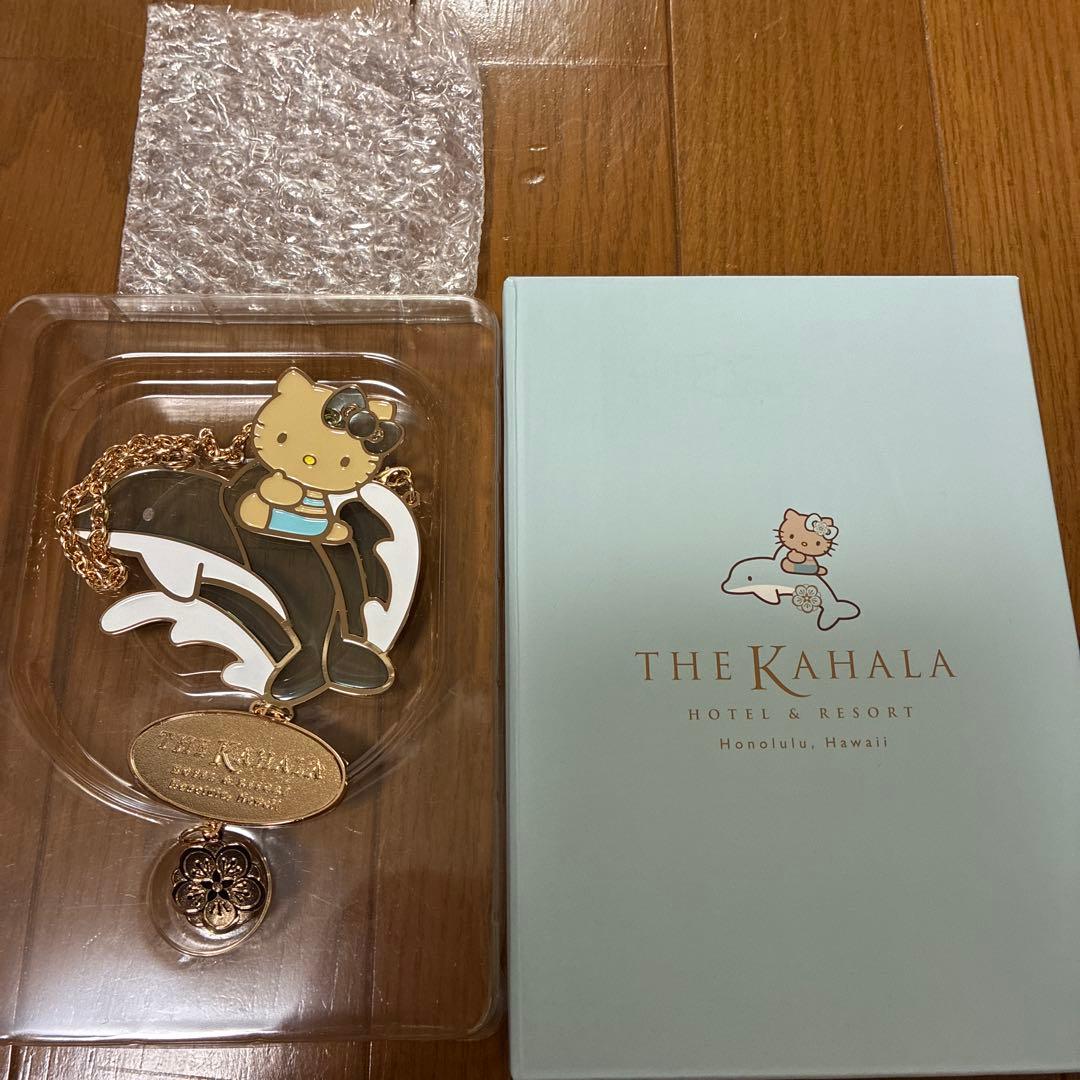 ハワイ　カハラホテル限定　日焼けキティ新品チャーム　オーナメント