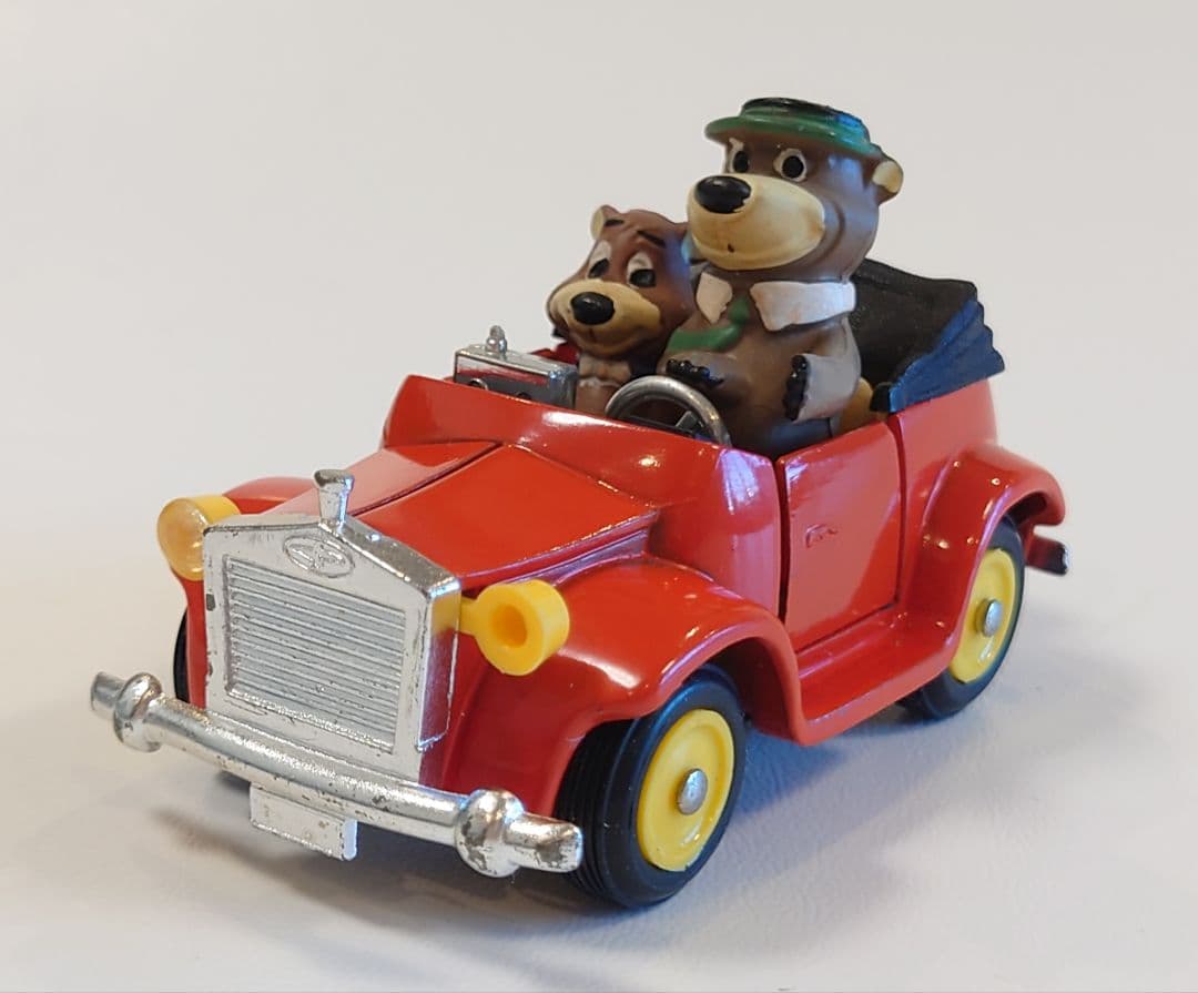 ミニカー MEBE TOYS A-35 YOGI E BOO BOO