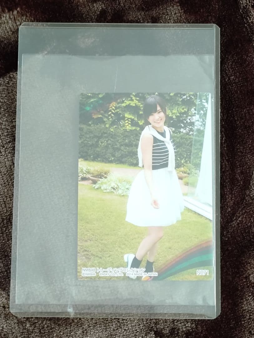 山本彩 サイン入りカード