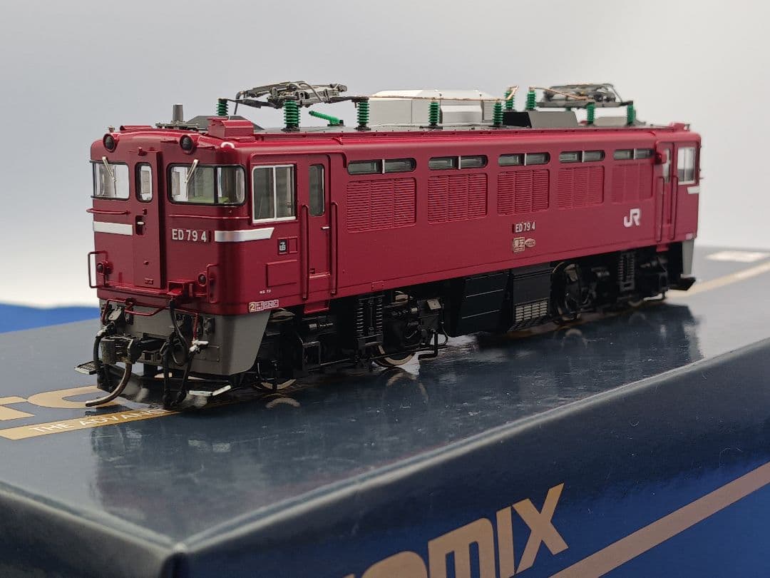 TOMIX HO-197 ED79形0番台 (シングルアームパンタグラフ搭載車)