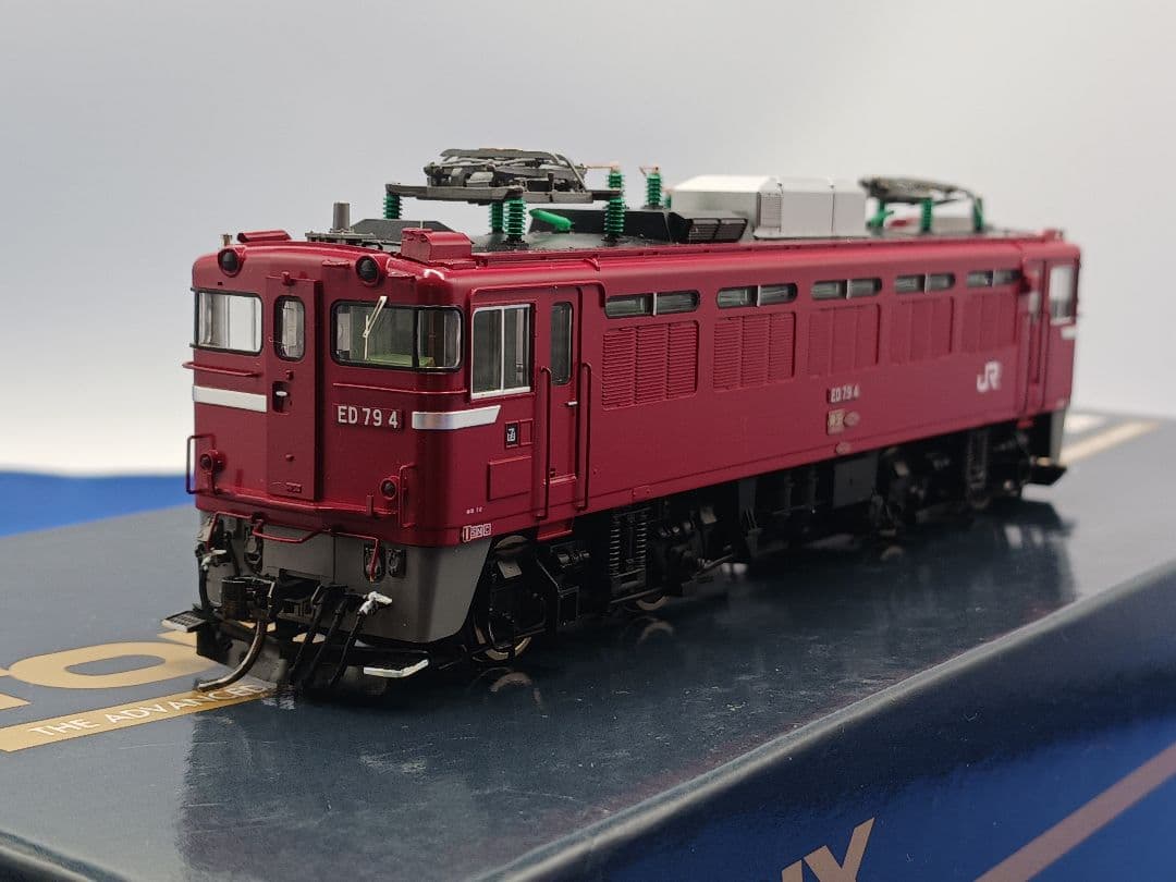 TOMIX HO-197 ED79形0番台 (シングルアームパンタグラフ搭載車)