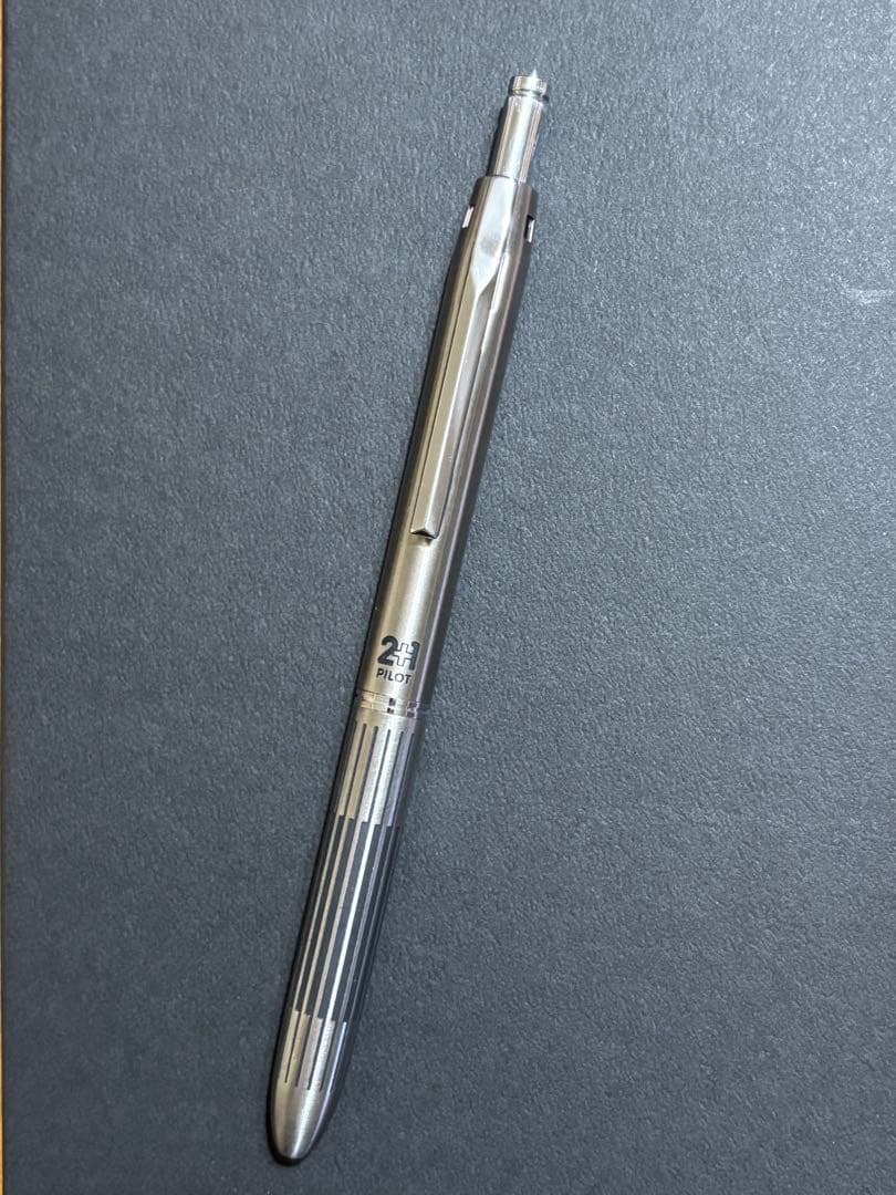 パイロット多機能ペン2＋1 蝕刻