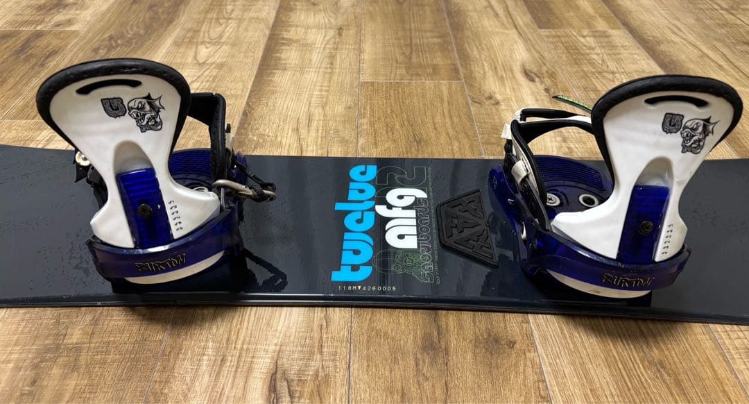 twelve mfg スノーボード バインディング付き