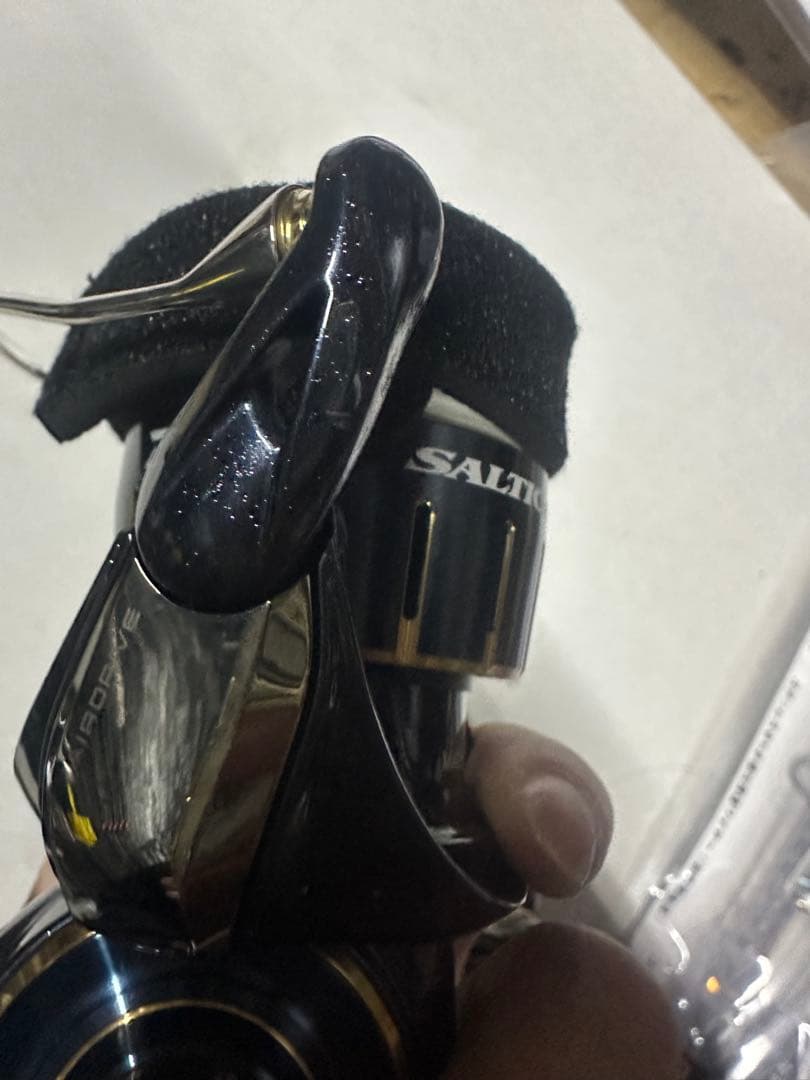 リール 23SALIGTA 4000-H