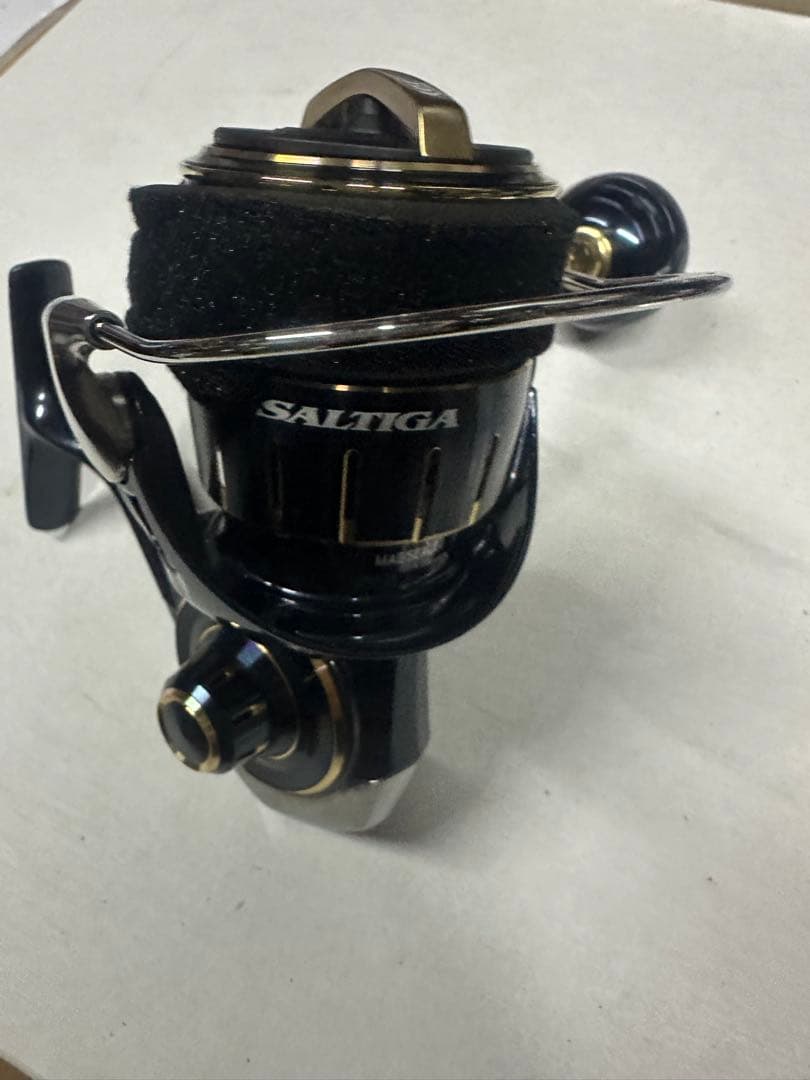 リール 23SALIGTA 4000-H
