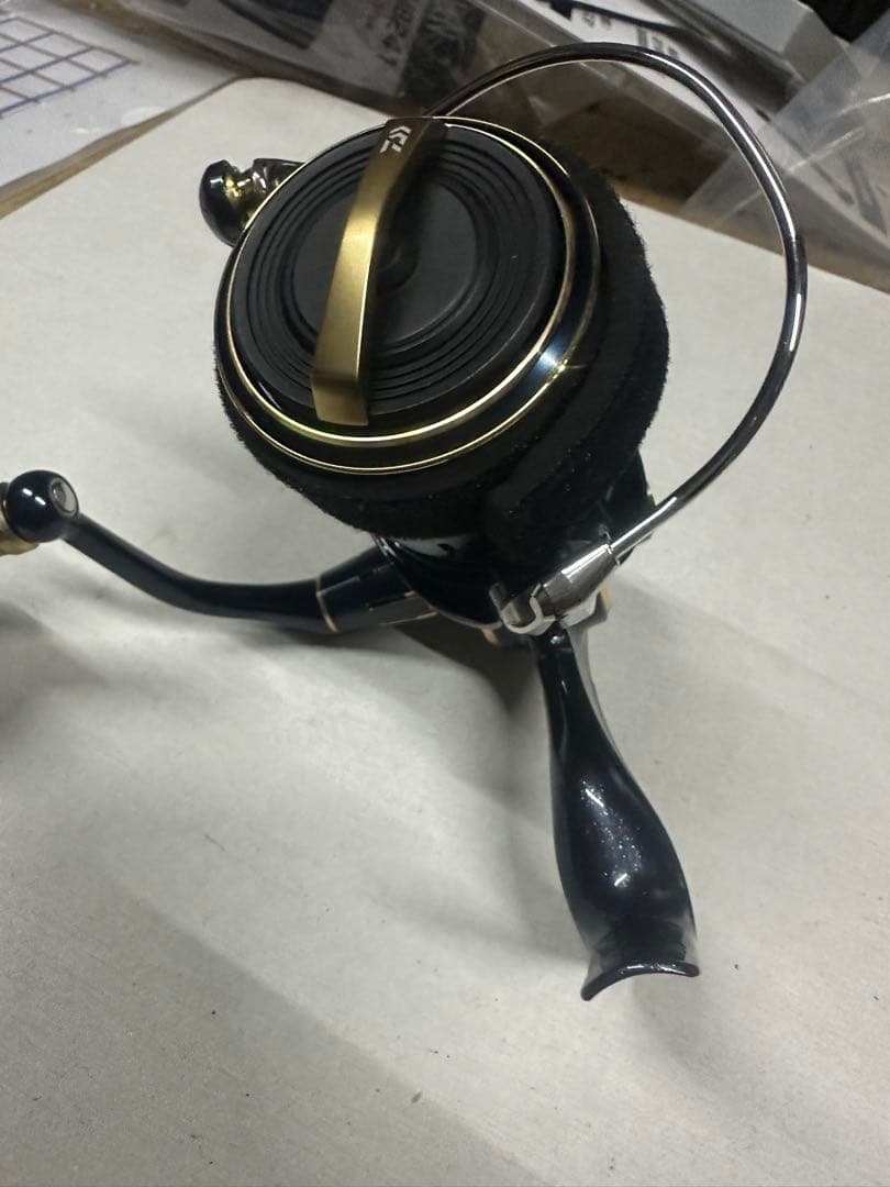 リール 23SALIGTA 4000-H