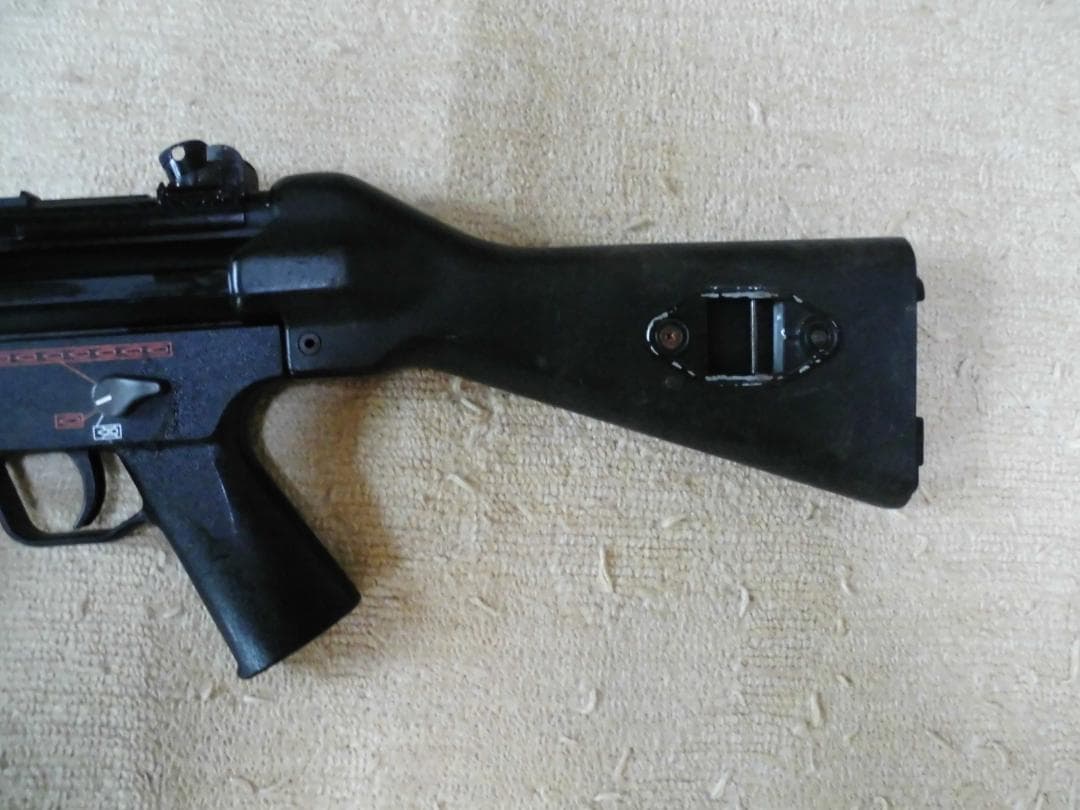 東京マルイ　H&K　MP5A4　電動ガンプラスチック製