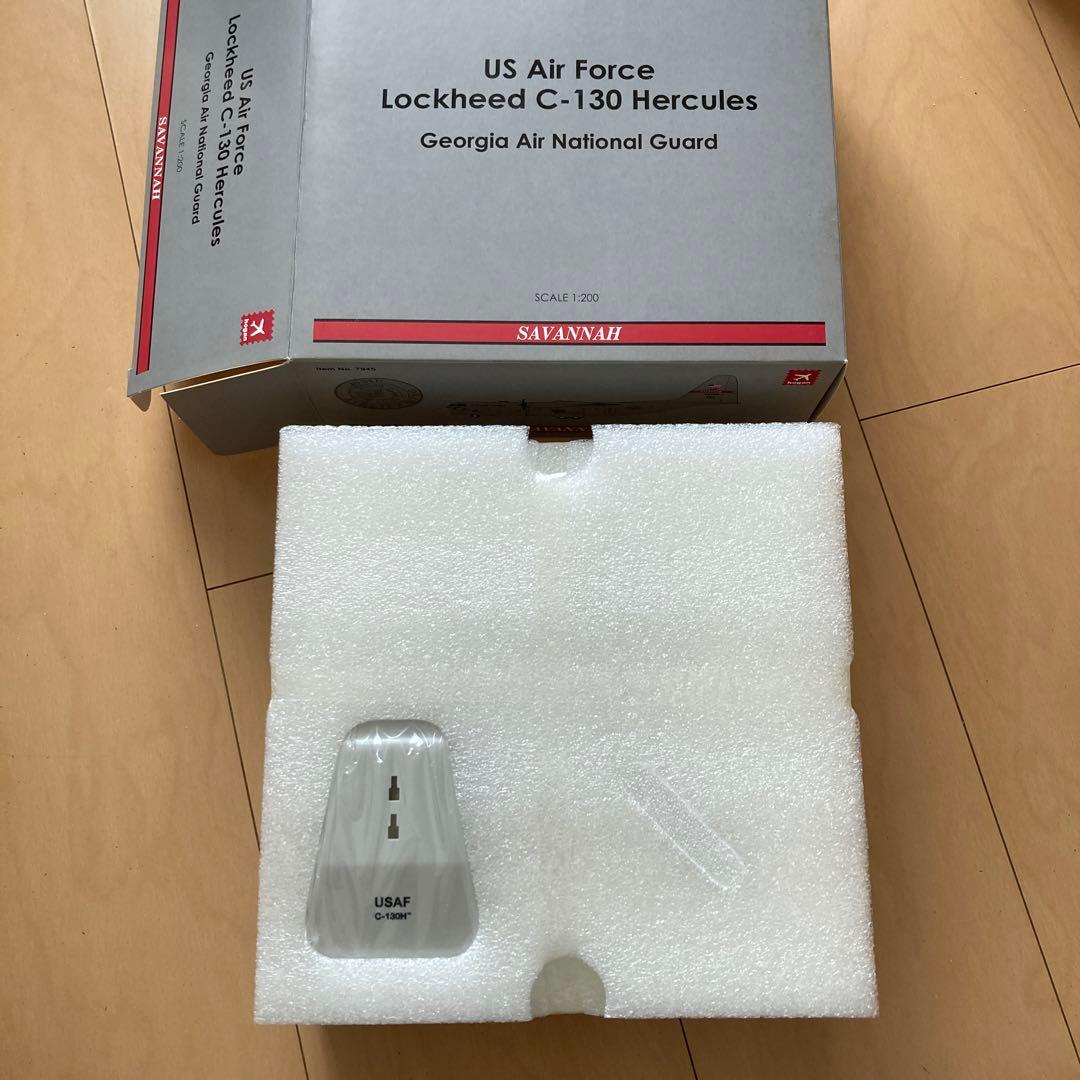 【即購入ok!!】アメリカ空軍 C-130 1/200 新品未使用