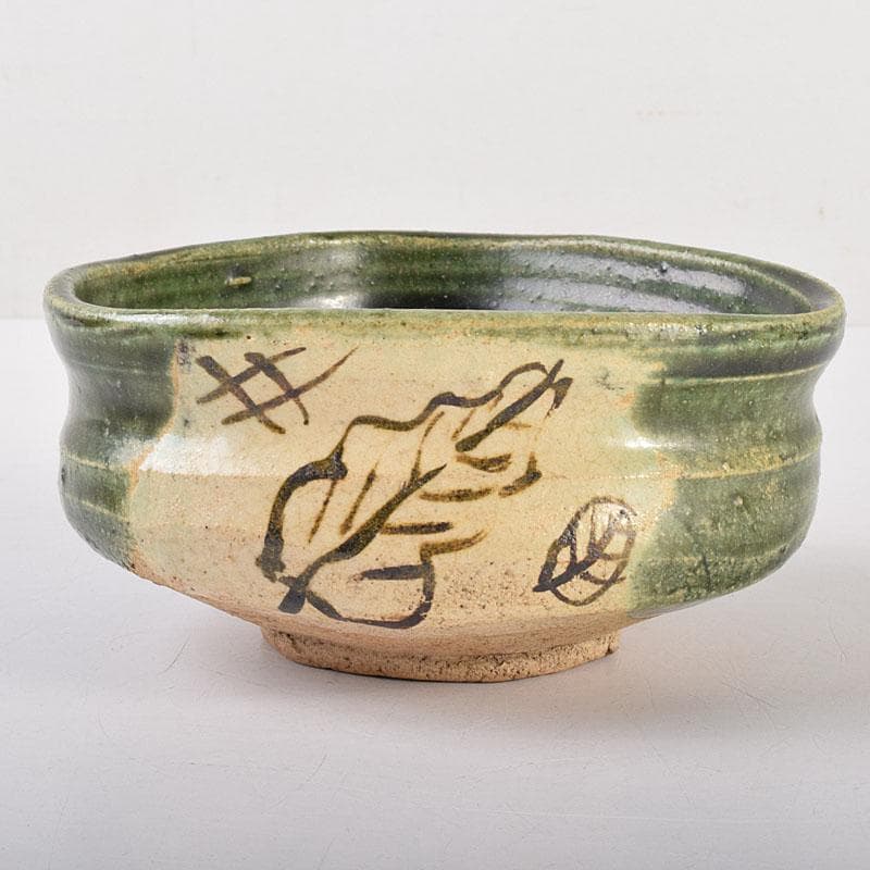 茶道具　織部焼　沓茶碗　桐箱付　N　7046