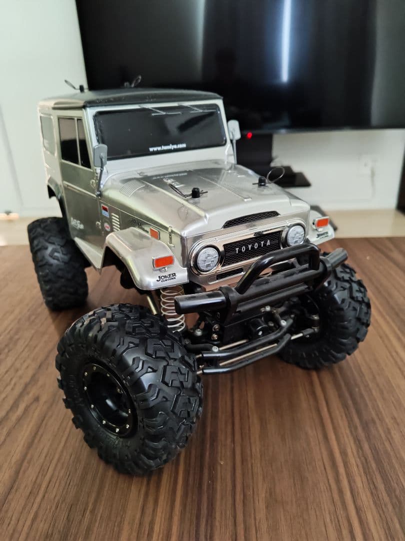 みっちゃん　タミヤ　CR-01 ランドクルーザー