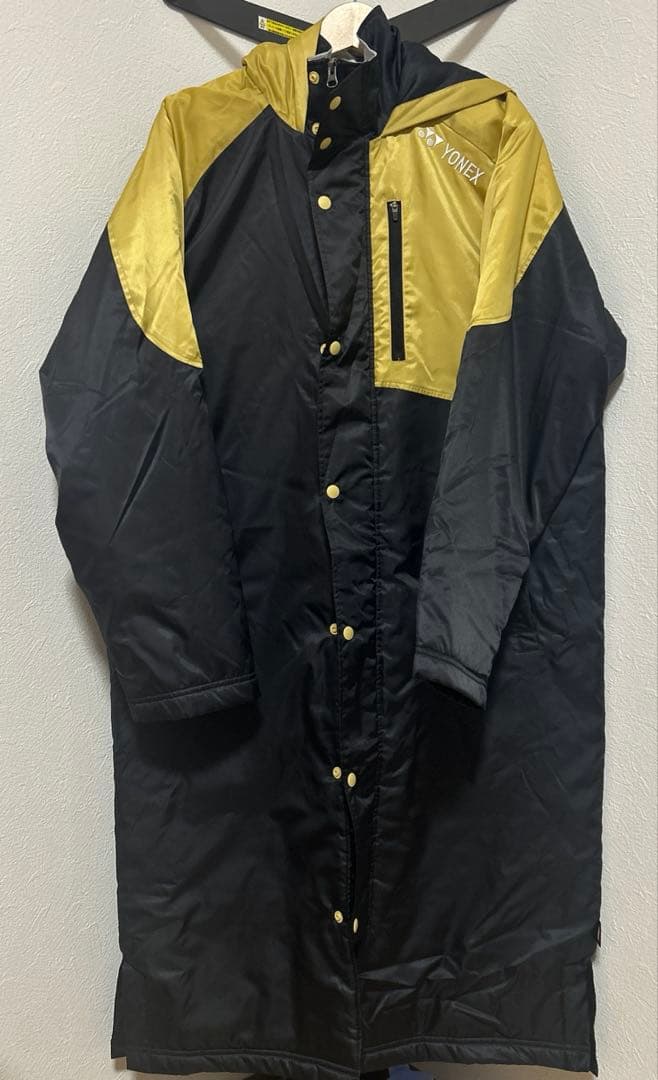 YONEX ヨネックス　ユニセックスベンチコート　HEAT CAPSULE