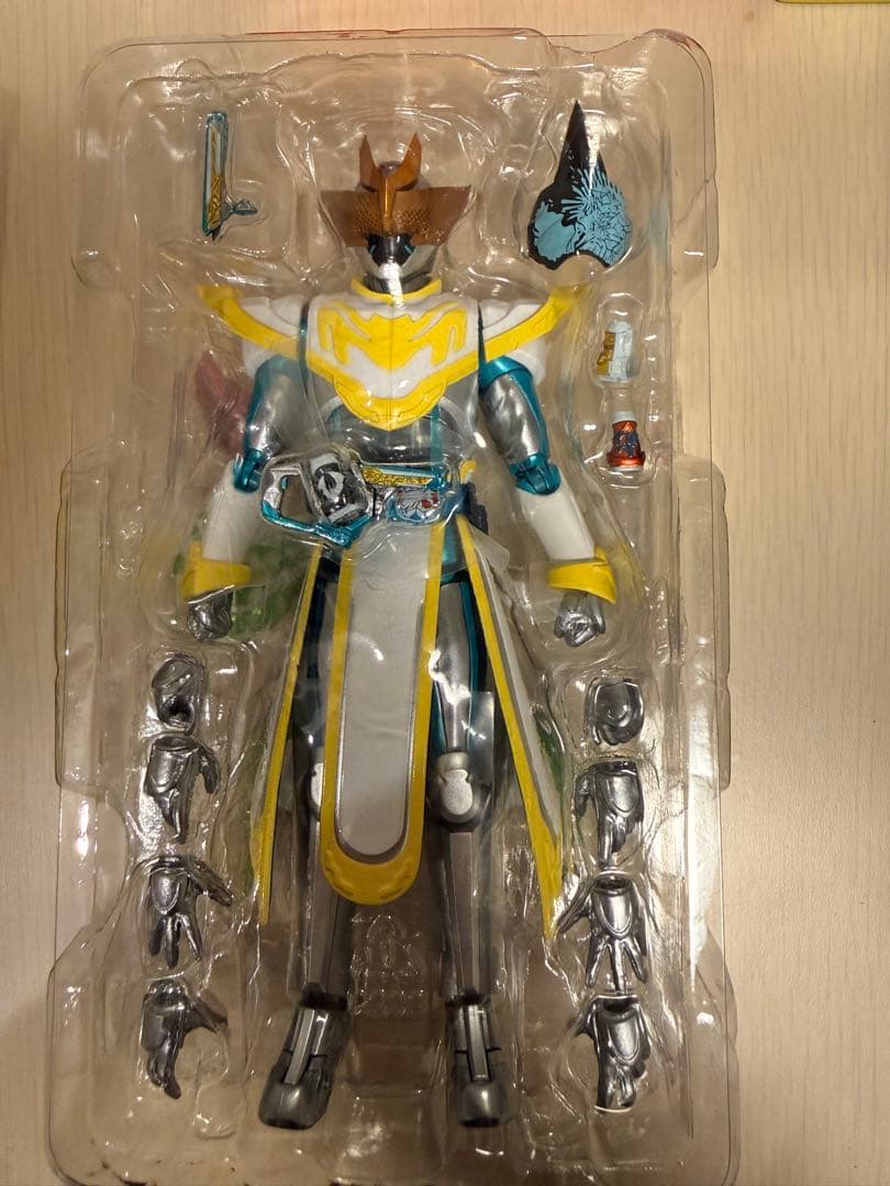 仮面ライダーリバイス　フィギュアーツ セット