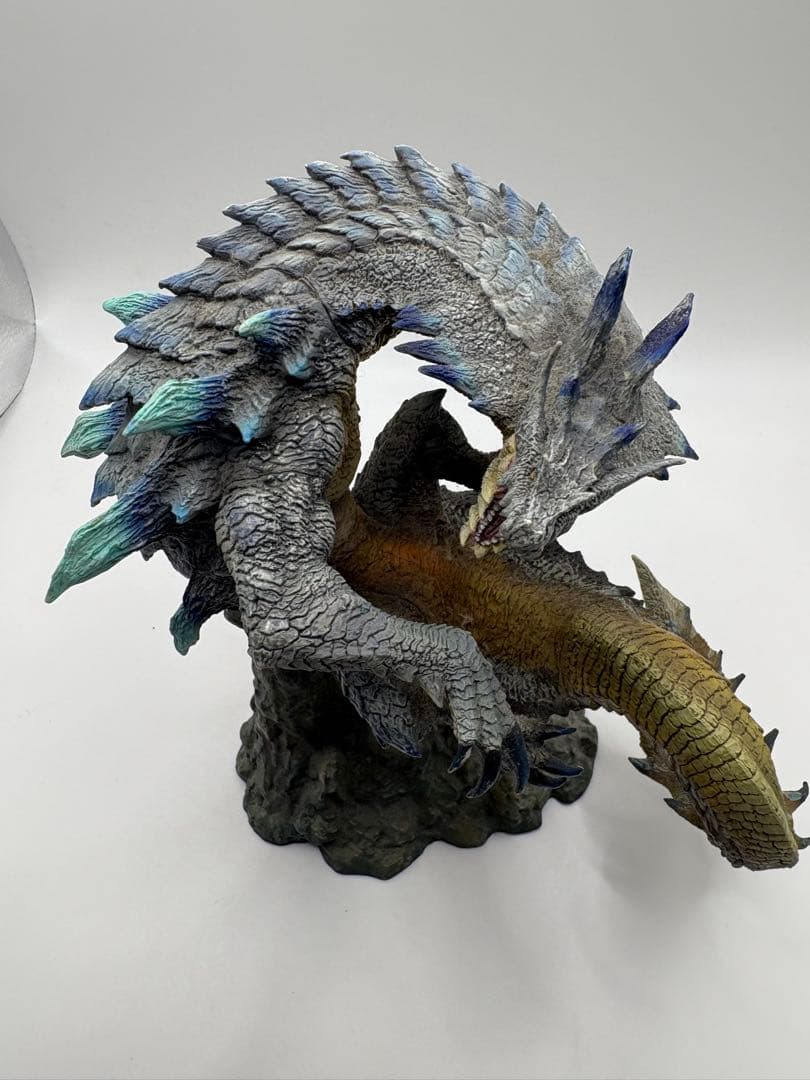 クリエイターズモデル モンスターハンター 白海竜 ラギアクルス亜種 フィギュア