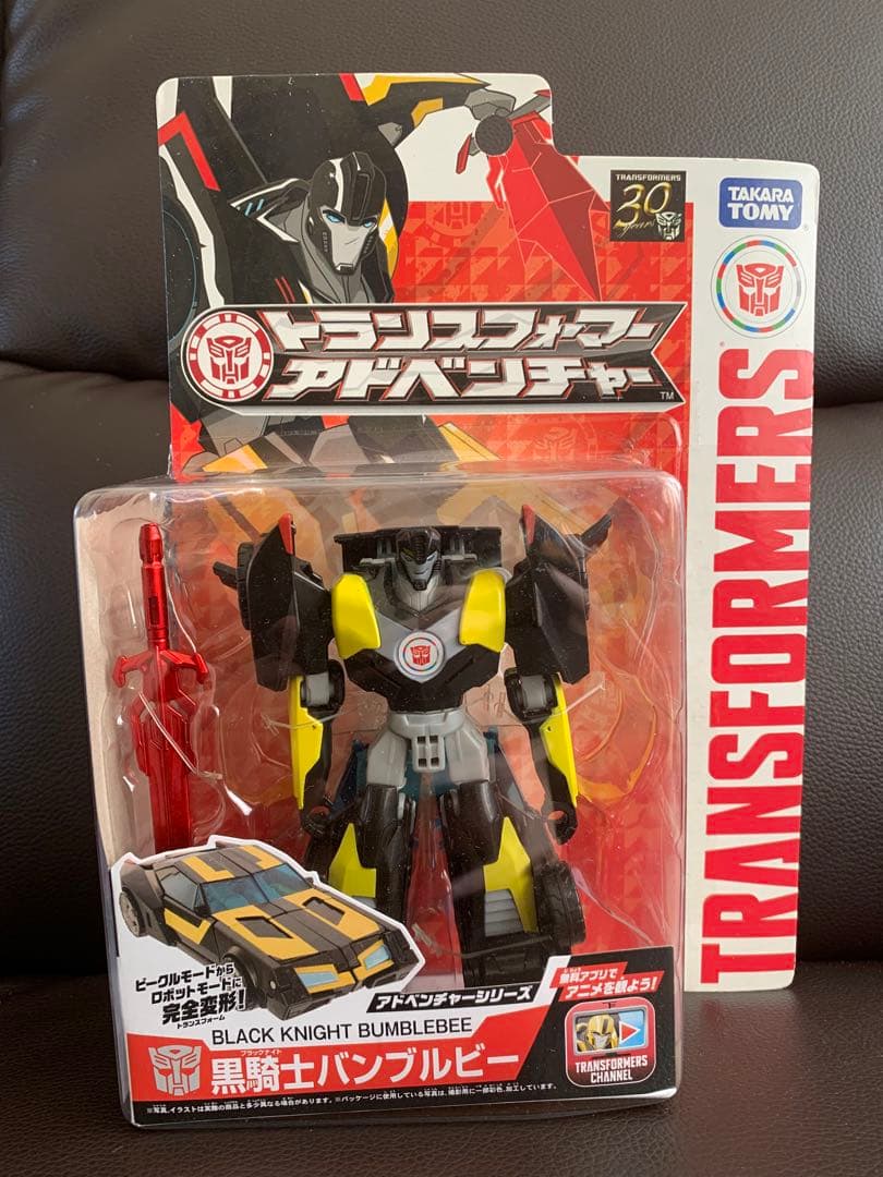 サイバトロンサテライト限定 トランスフォーマー TAV 黒騎士 バンブルビー