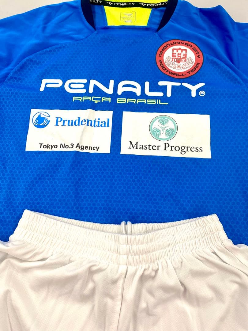 日本大学サッカー部　選手支給品　超貴重　4点セット　サイズＬ　PENALTY製