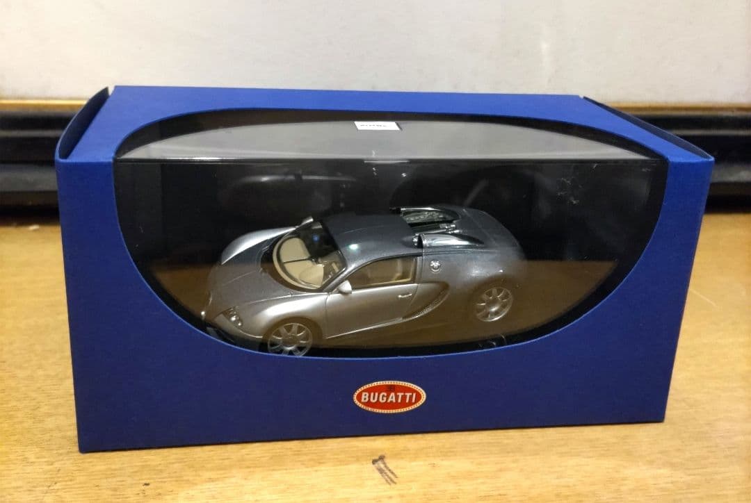 Autoart BUGATTI EB 16.4 VEYRON 1/43 希少品！