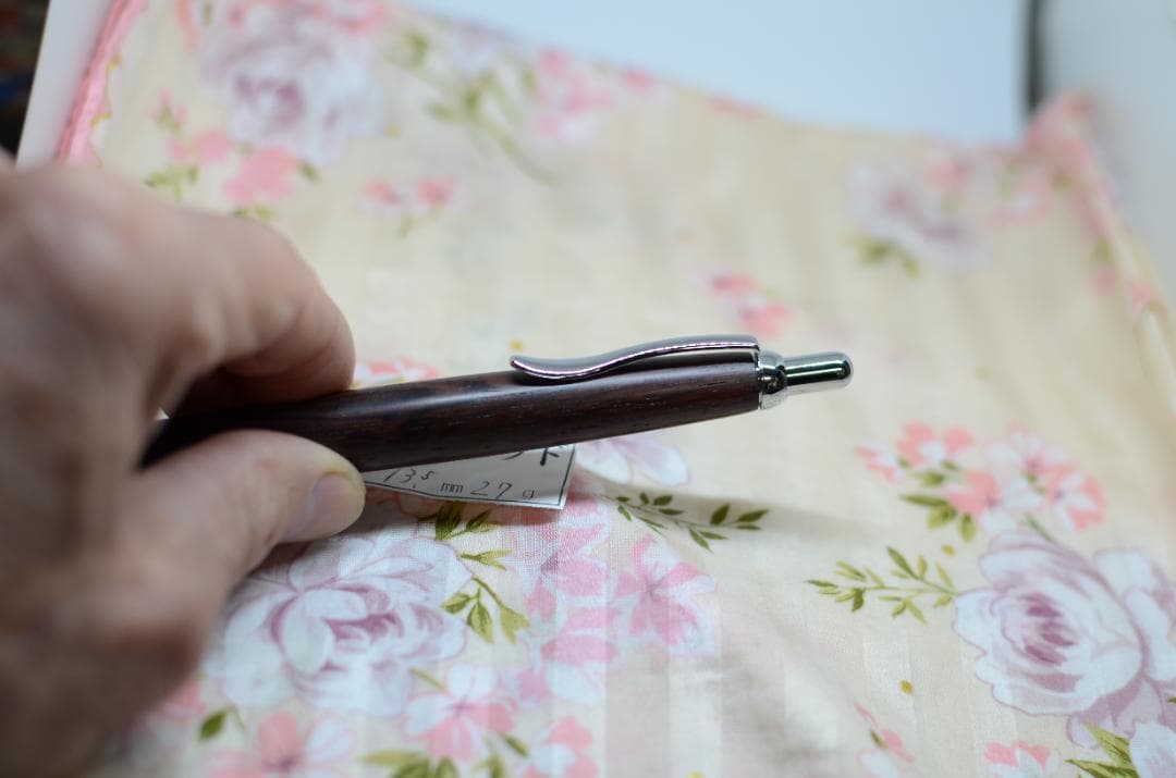 【ベル＝僕】完成いたしました。木軸　手作り　木のボールペン