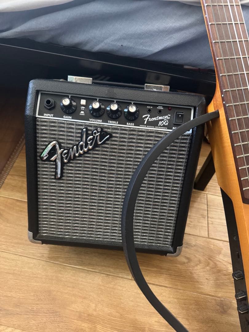 ユニークデザイン アコースティックギター