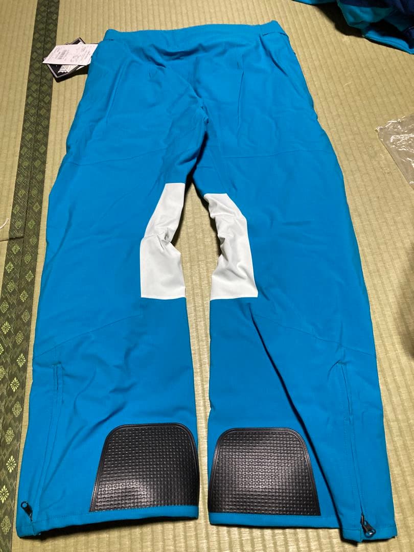 24/25モデル 新品 オンヨネ　スキーウェア上下セット サイズL