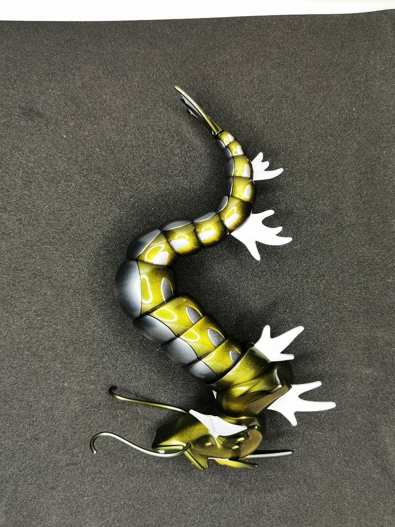 ギャラドス 完成品 黄金進化キャンディグラデ塗装【一点物】ポケプラ