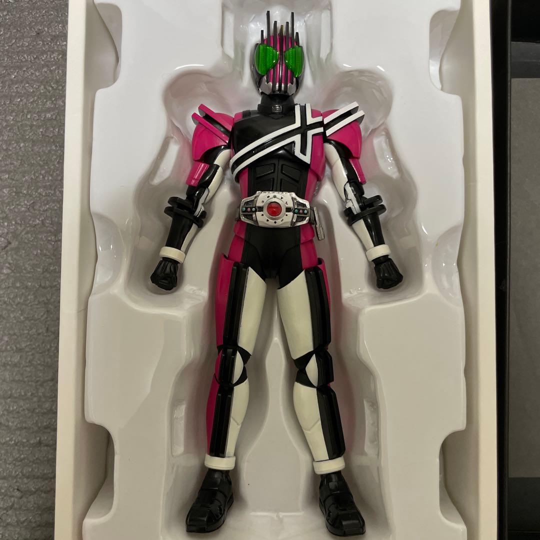 プロフ必読　初期版　S.H.Figuarts 真骨彫　仮面ライダーディケイド