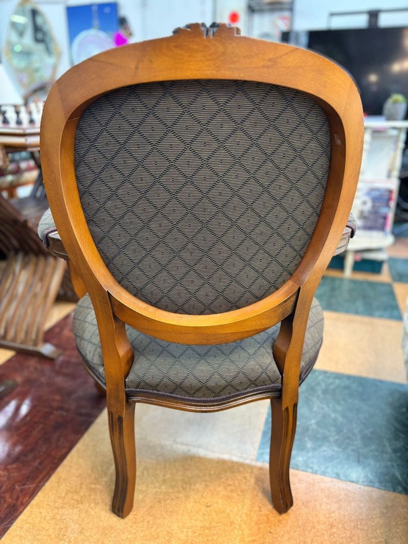 イタリア 象嵌 アーム付きチェア 背透かし木製 猫脚 椅子2脚