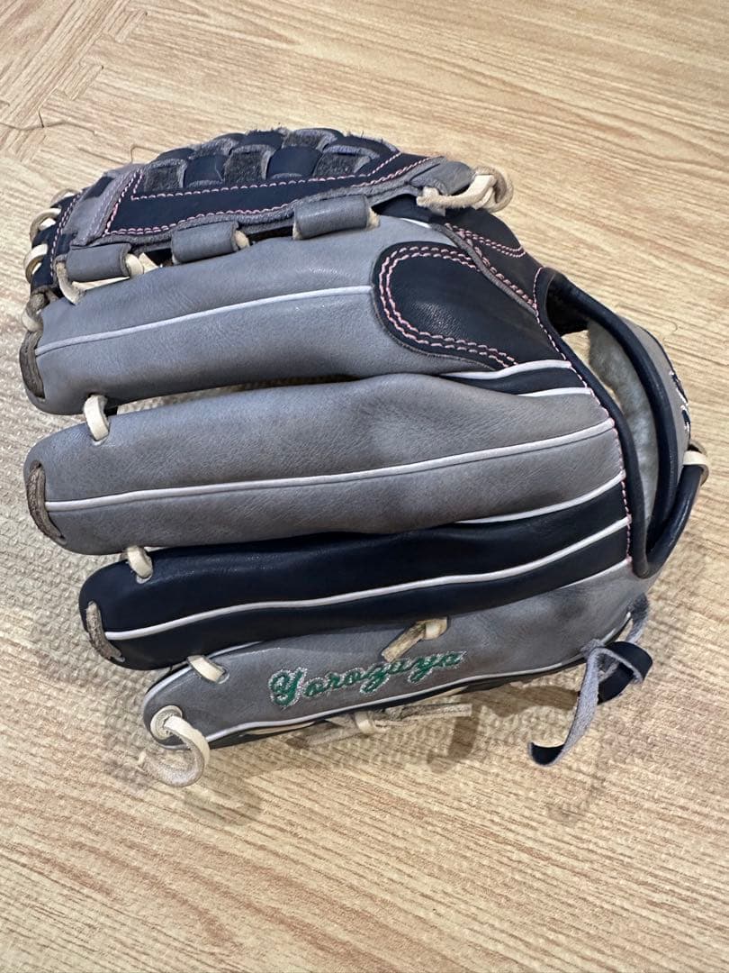 グロウ　硬式内野手用　オーダーグラブ