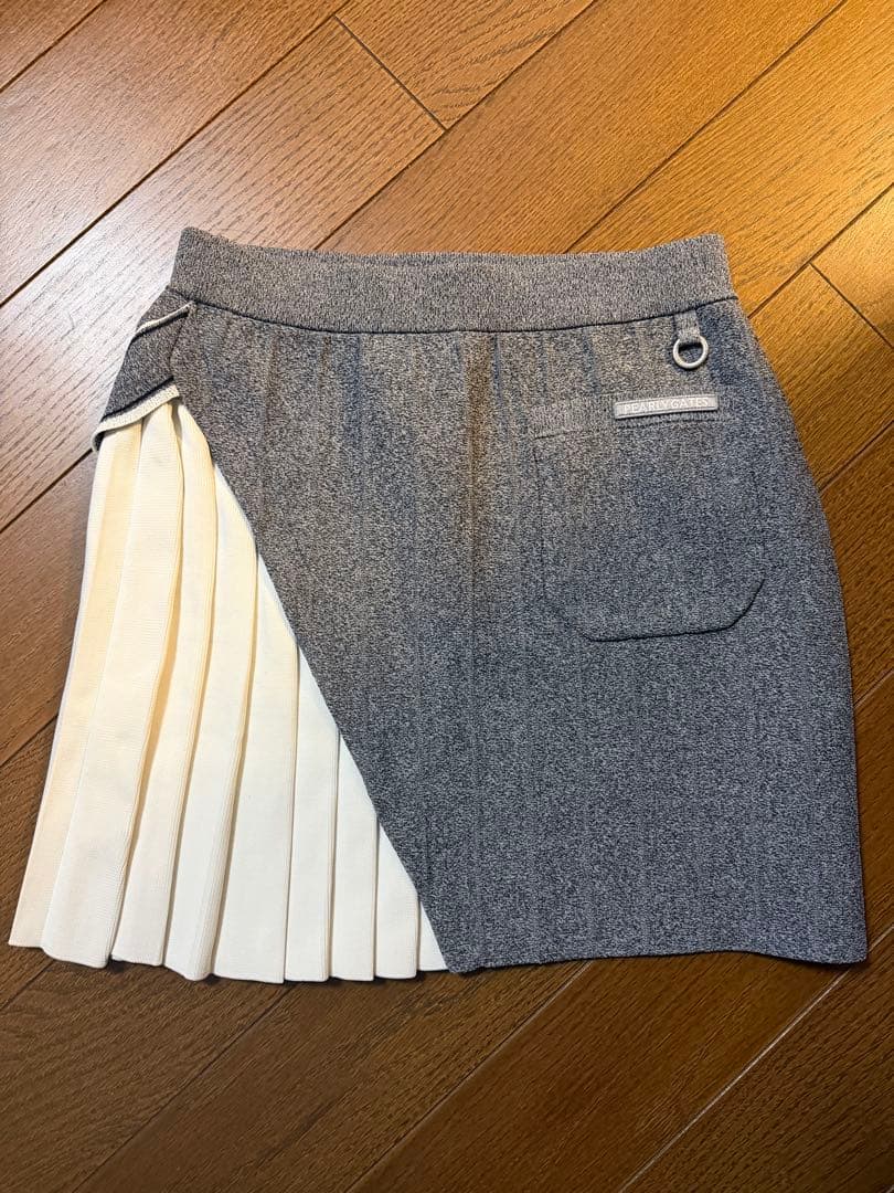 ★本日限定値下げ★ PEARLY GATES プリーツスカート グレー/ホワイト