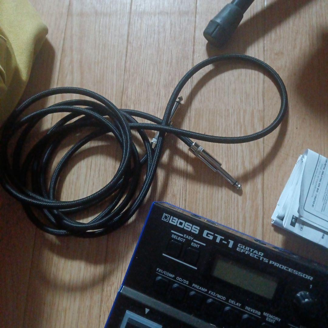 BOSS GT1 マルチエフェクター　BOSSシールド　説明書付き