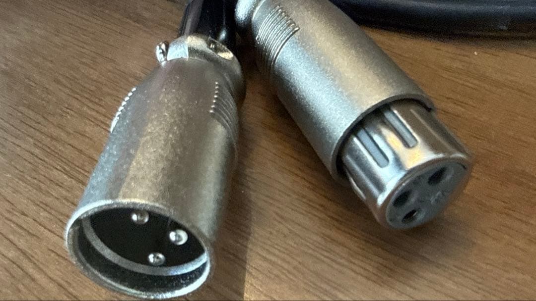 マイク AT2020 audio-technica （スタンド、コード付）