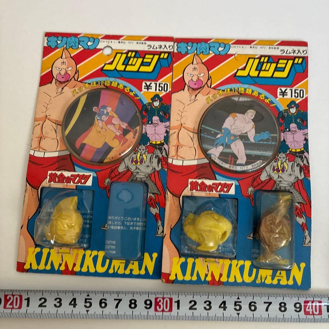 H*i様 キン肉マン バッジ 黄金のマスク　2個セット